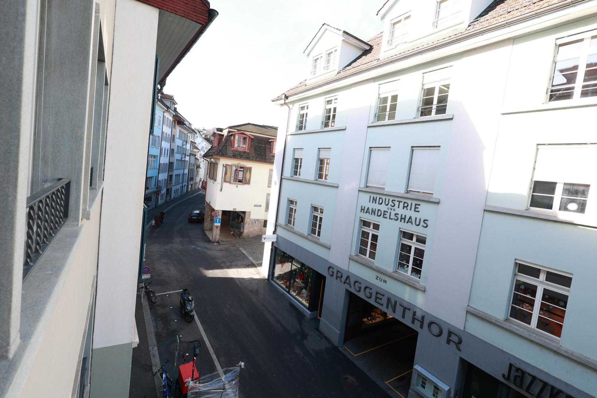 Kobi Falkenplatz * Lucerne